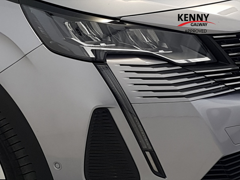 2022 Peugeot 3008 - image 18