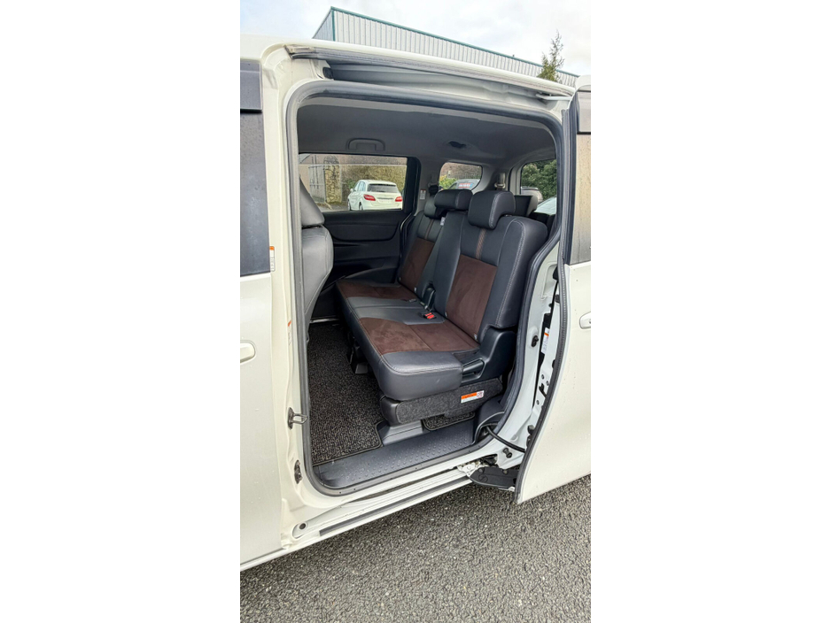 2019 Toyota Sienta  €15,950