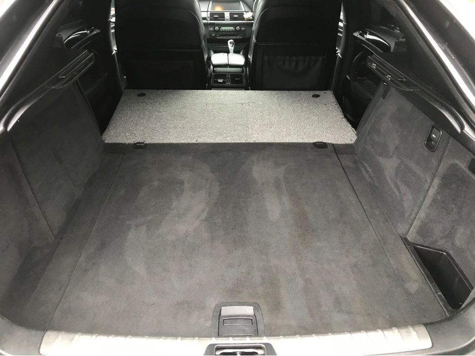 2012 BMW X6 - image 24