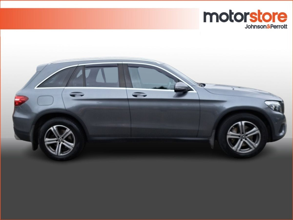 2018 Mercedes-Benz GLC Class - image 6