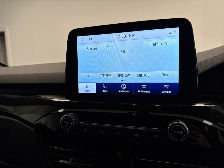 2021 Ford Kuga - image 18