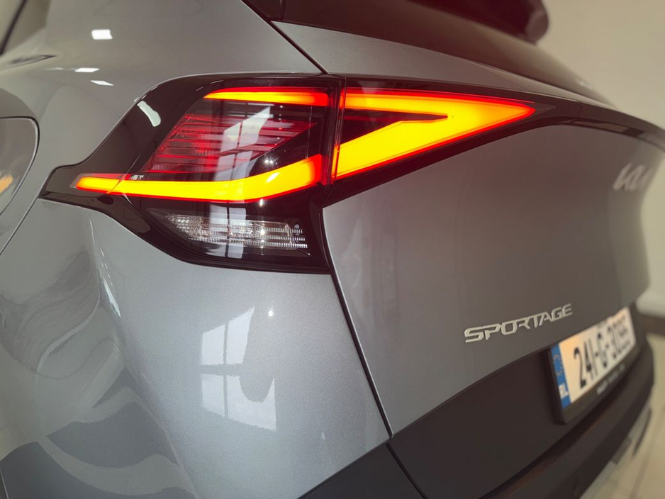 2024 Kia Sportage - image 9