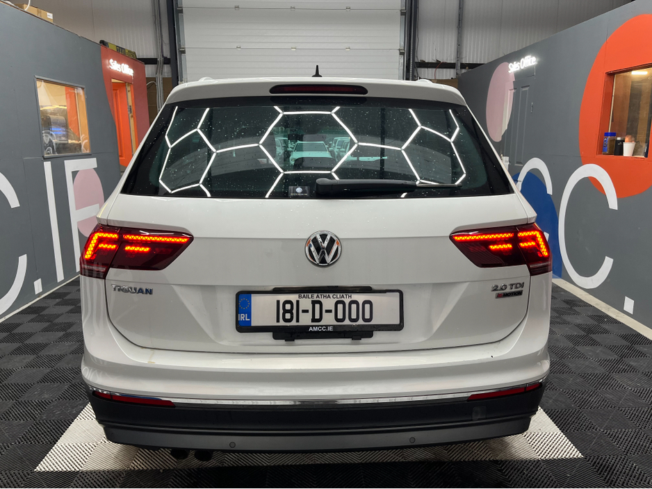 2018 Volkswagen Tiguan - image 3