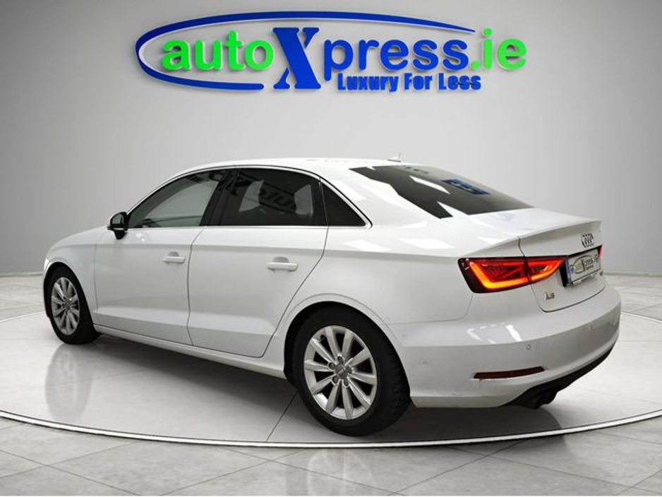 2015 Audi A3 - image 9