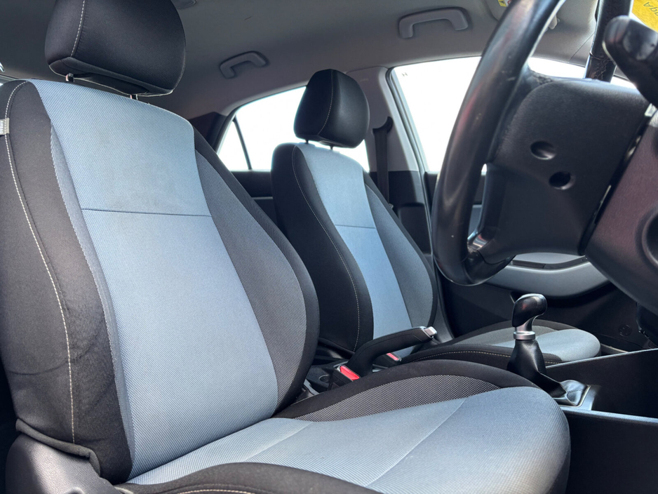 2017 Hyundai i20 - image 9