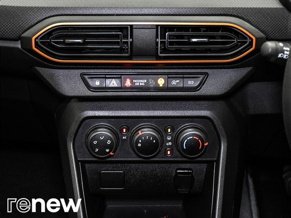2021 Dacia Sandero Stepway - image 18