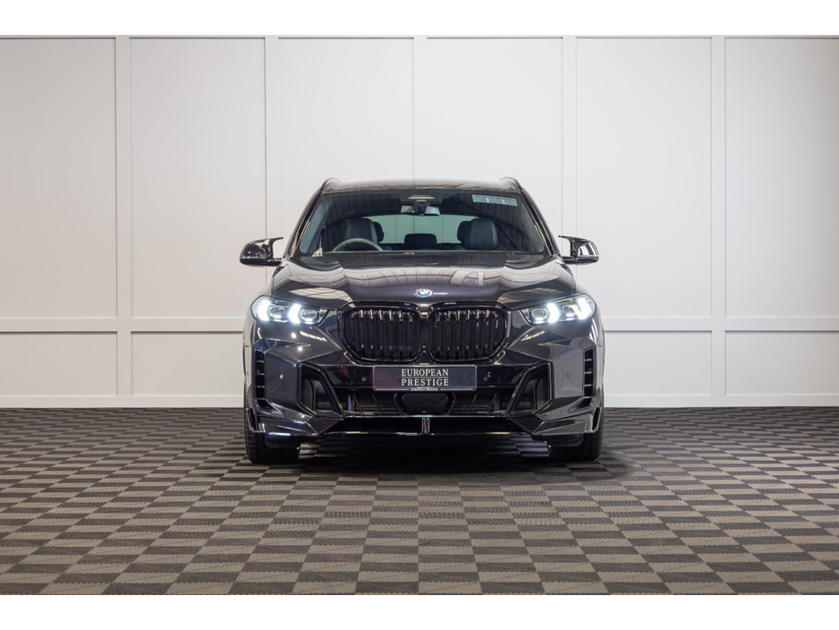 2025 BMW X5 - image 2