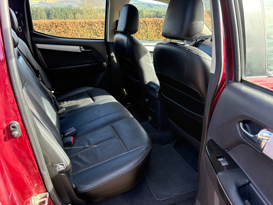 2019 Isuzu D-MAX - image 10