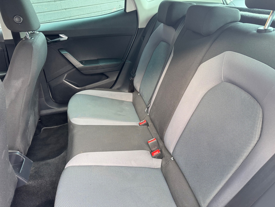 2021 SEAT Arona - image 9