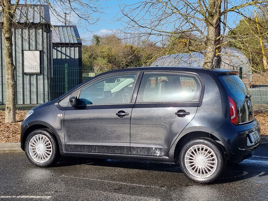 2013 Volkswagen up! - image 10