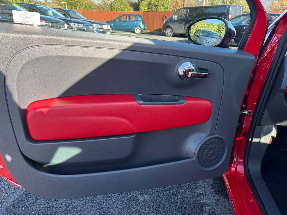 2015 Fiat 500 - image 22