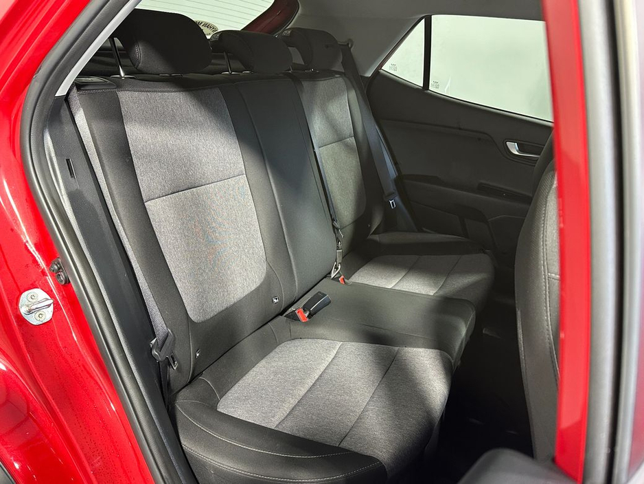 2023 Kia Stonic - image 11