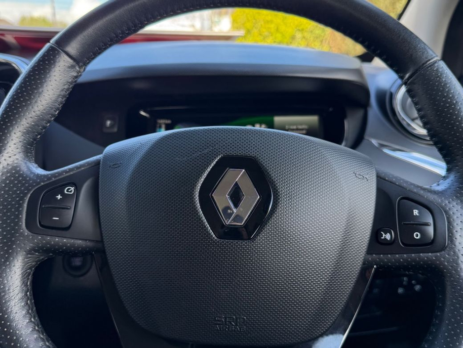 2019 Renault Zoe - image 12