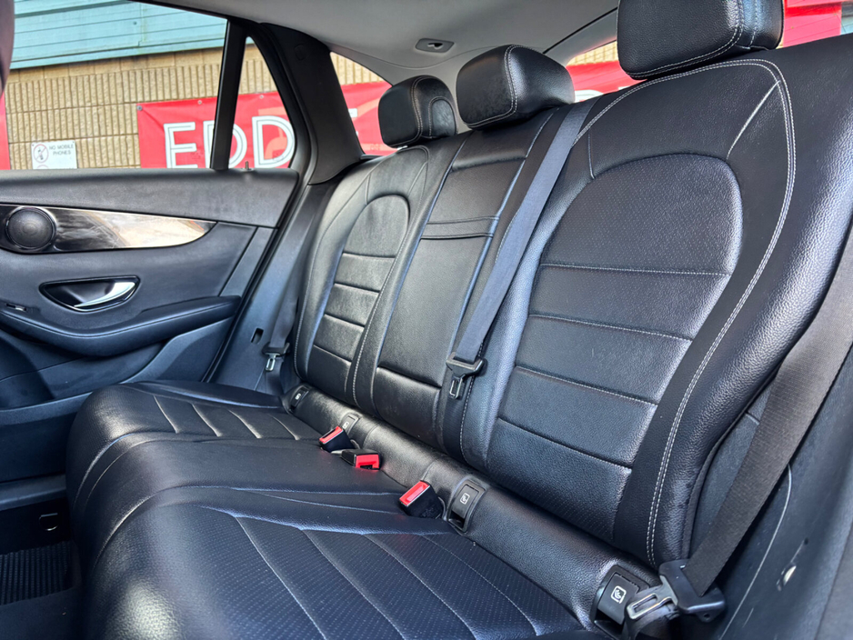 2016 Mercedes-Benz GLC Class - image 13