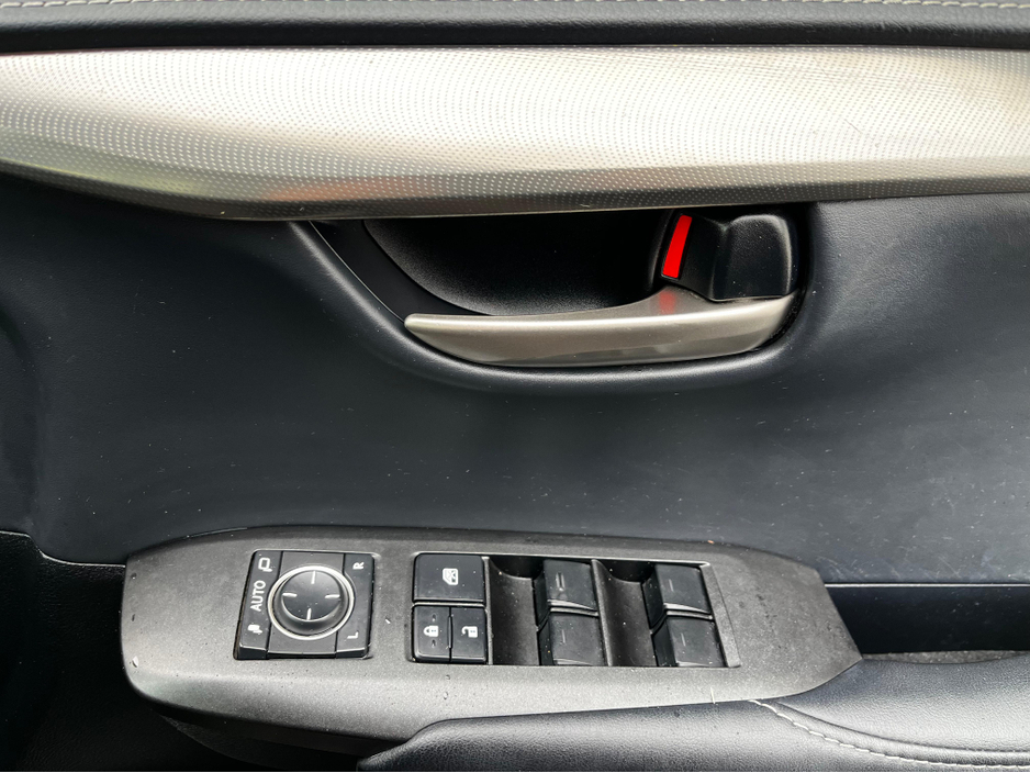 2017 Lexus NX 300 h HYBRID FWD EXECUTIVE AUTO LEATHER €26,900