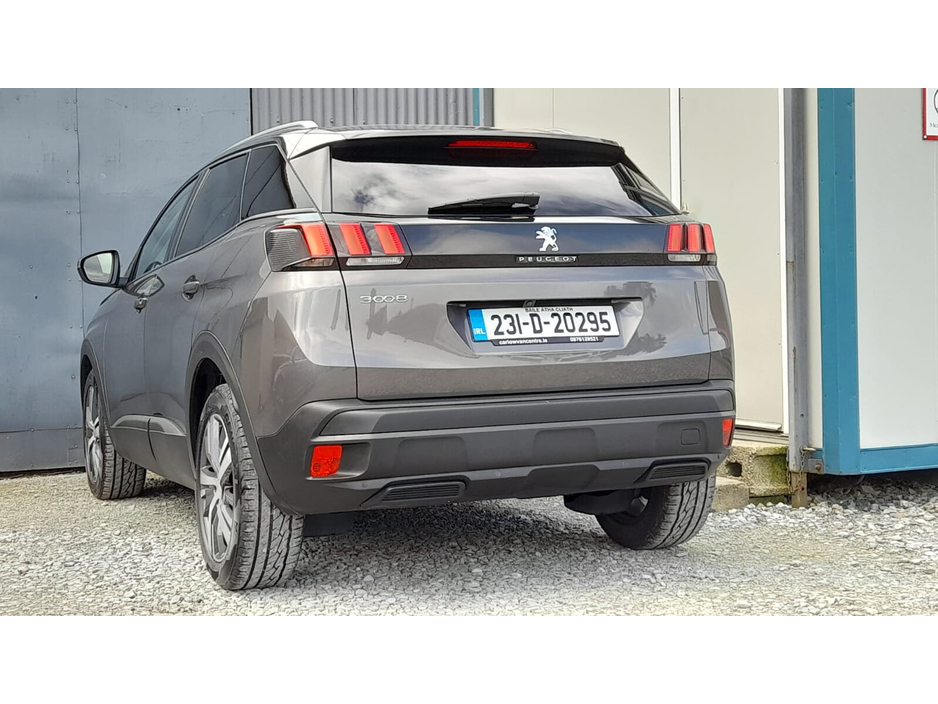 2023 Peugeot 3008 - image 4