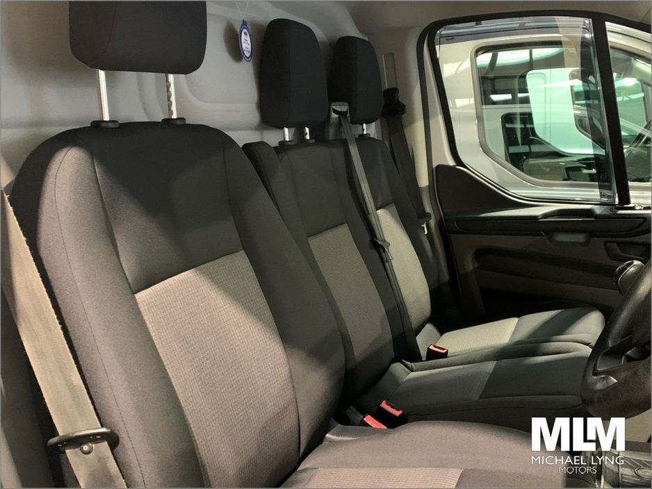 2022 Ford Transit 2.0 TDCI 130PS 350 L3H1 AWD LEADER €19,950