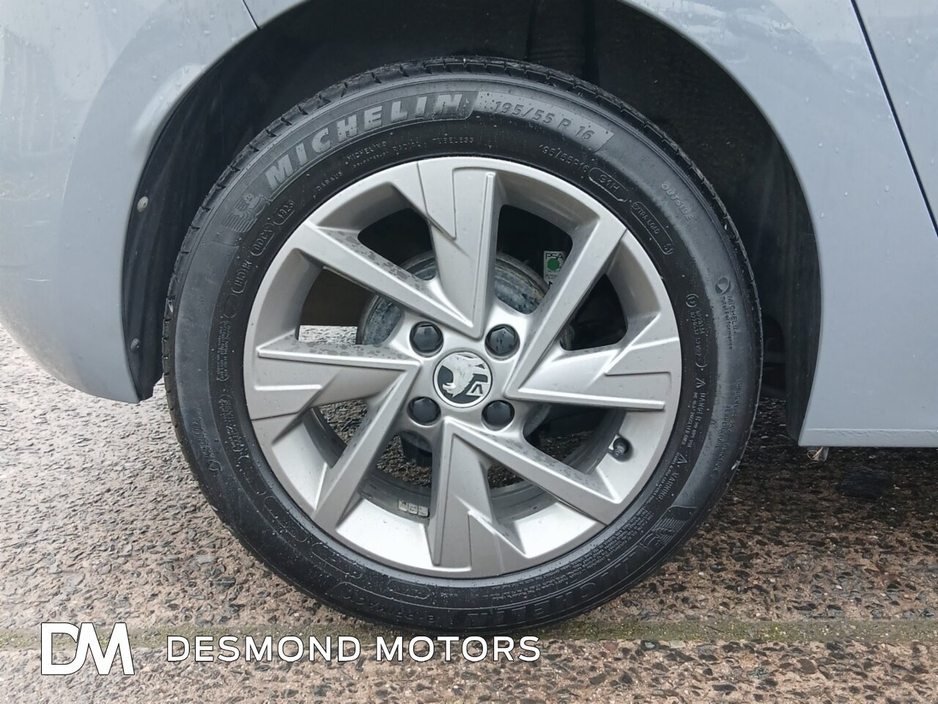 2024 Vauxhall Corsa - image 18