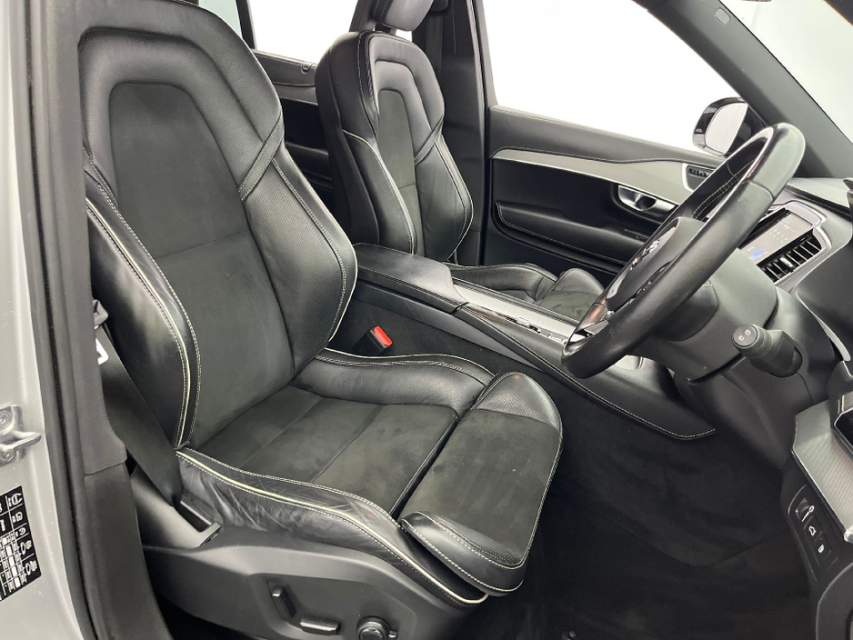 2021 Volvo XC90 R-DESIGN T8 RCHARGE RECHARGE AWD // 7 SEATER €43,950