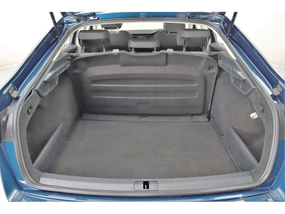 2023 Skoda Octavia 1.0TSI AMBITION 110BHP 6SPD €25,890