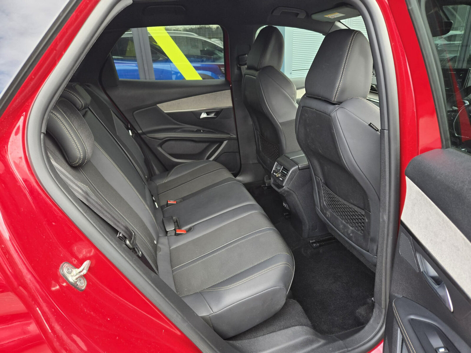 2024 Peugeot 3008 - image 18