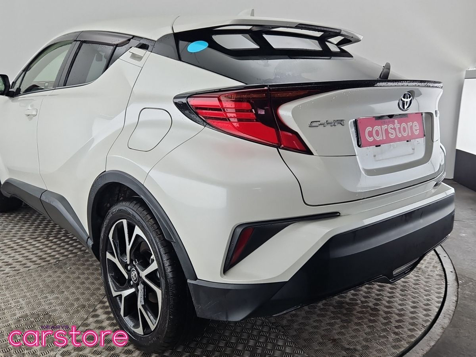 2020 Toyota C-HR 1.8 HYBRID Auto €23,880