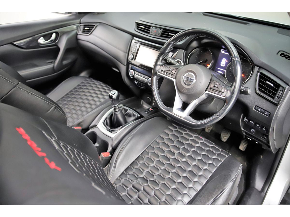 2018 Nissan X-Trail - image 13