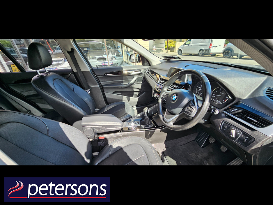 2016 BMW X1 - image 12