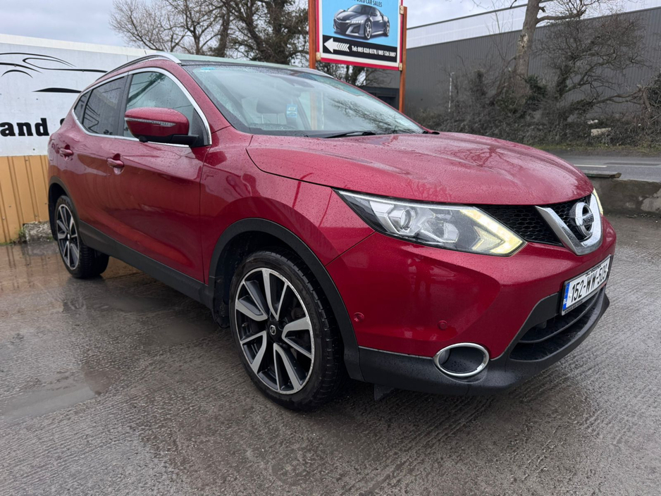 2015 Nissan Qashqai 1.5 SVE DAP + GLASS ROYALE ROOF E 4DR €9,800