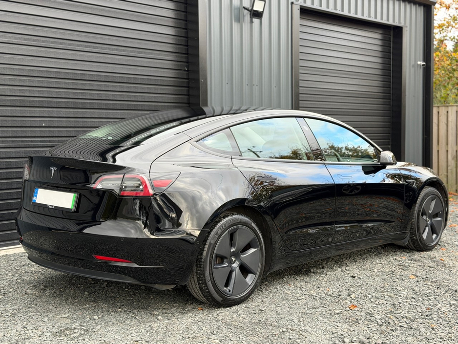 2021 Tesla Model 3 - image 5