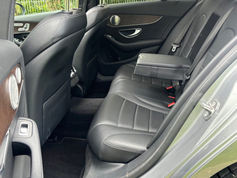 2016 Mercedes-Benz C Class - image 14