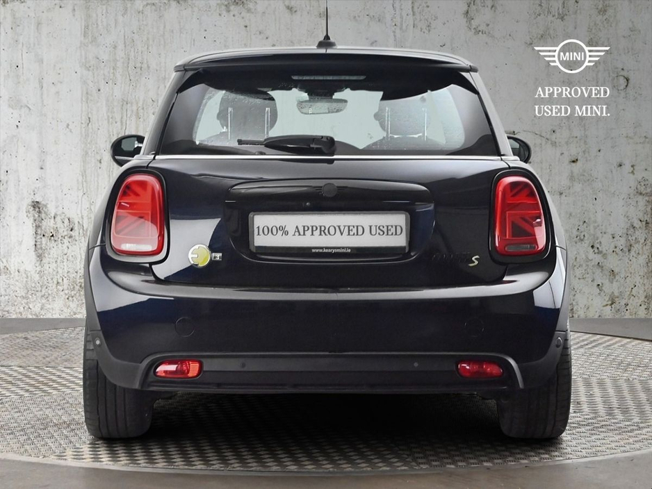 2023 MINI Hatch - image 15