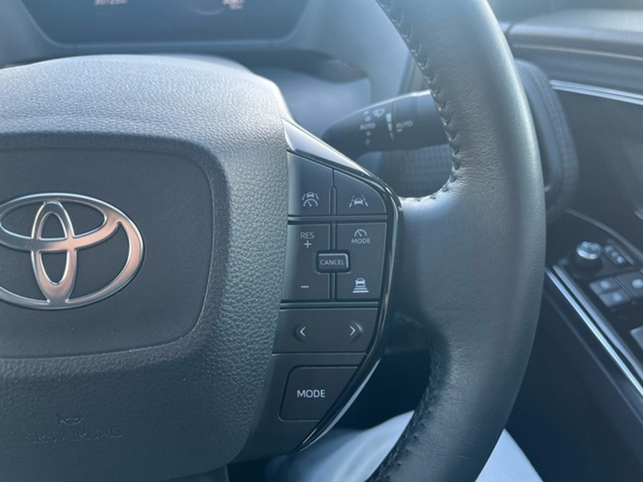 2024 Toyota bZ4X - image 14