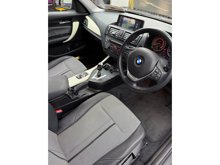 2012 BMW 1 Series - image 10