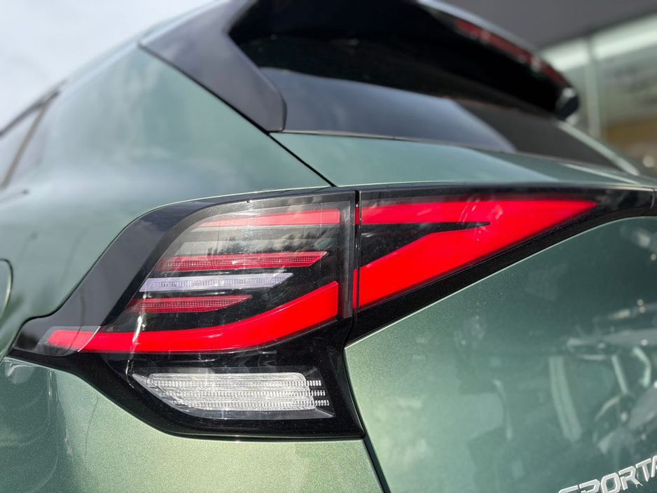 2022 Kia Sportage - image 9