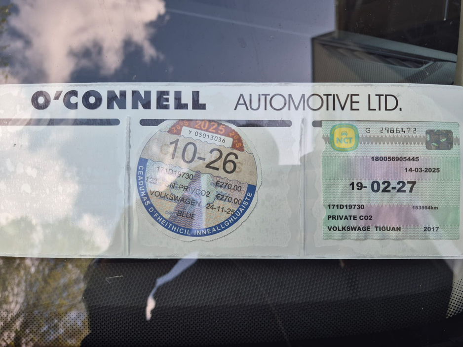 2017 Volkswagen Tiguan - image 14