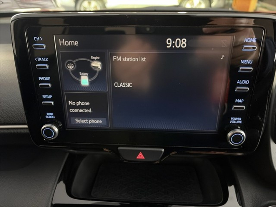 2024 Toyota Yaris Cross - image 15