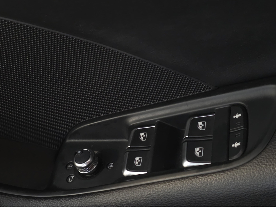 2017 Audi A3 - image 8