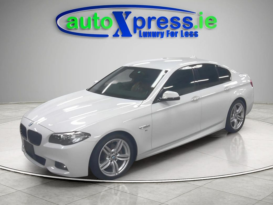 2016 BMW 5 Series - image 5