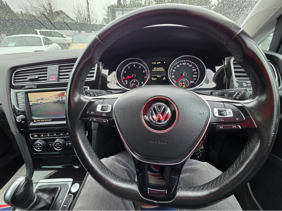 2017 Volkswagen Golf LEATHER BLACK SEATS 1.4 HIGHLINE EDITION -REVERSE CAMERA  - CARPLAY - ANDROID AUTO- BLIND SPOT REAR TRAFFIC ASSIST - DISCOVER PRO - €16,950