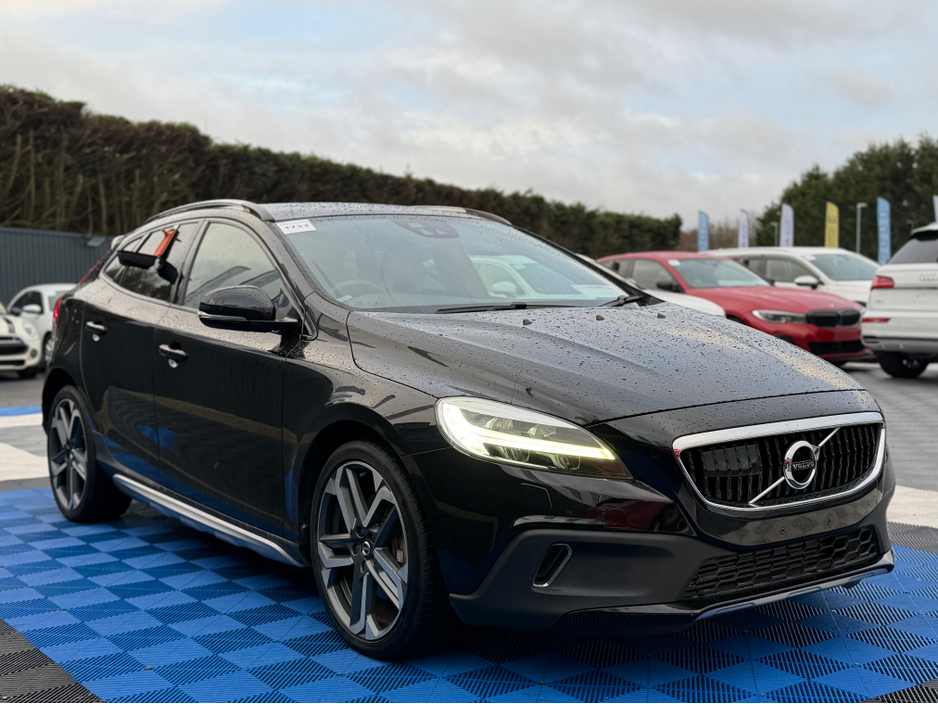 2018 Volvo V40 ** DEPOSIT TAKEN ** CROSS COUNTRY 4WD - 2.0L DIESEL - AUTO - 12M WARRANTY - CAR: 1733 €19,950