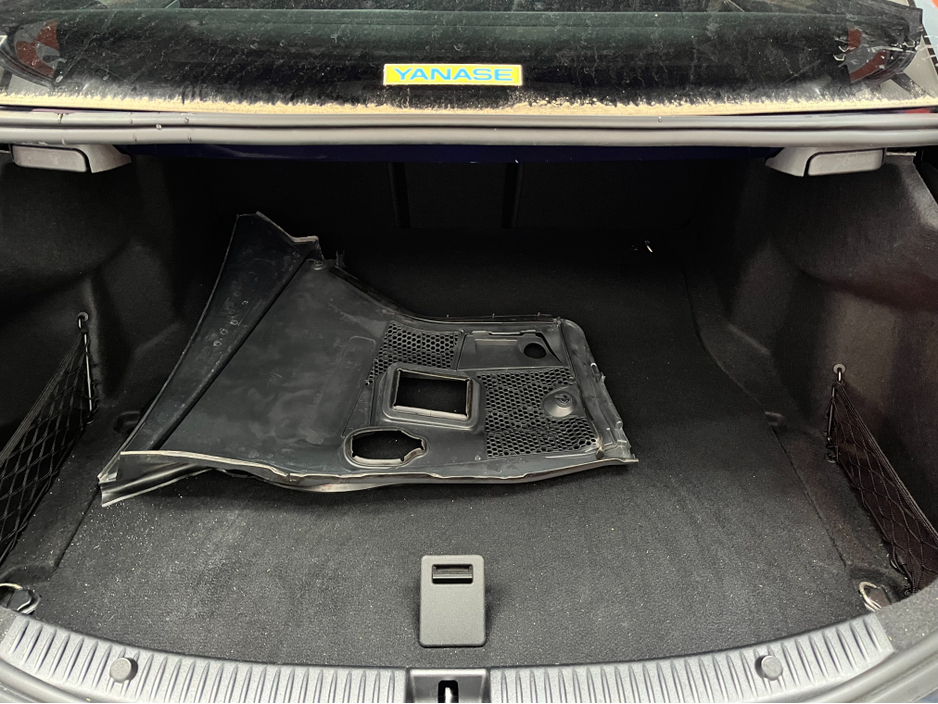 2018 Mercedes-Benz C Class - image 7