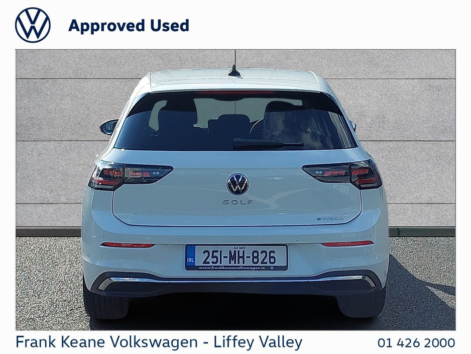 2025 Volkswagen Golf - image 11