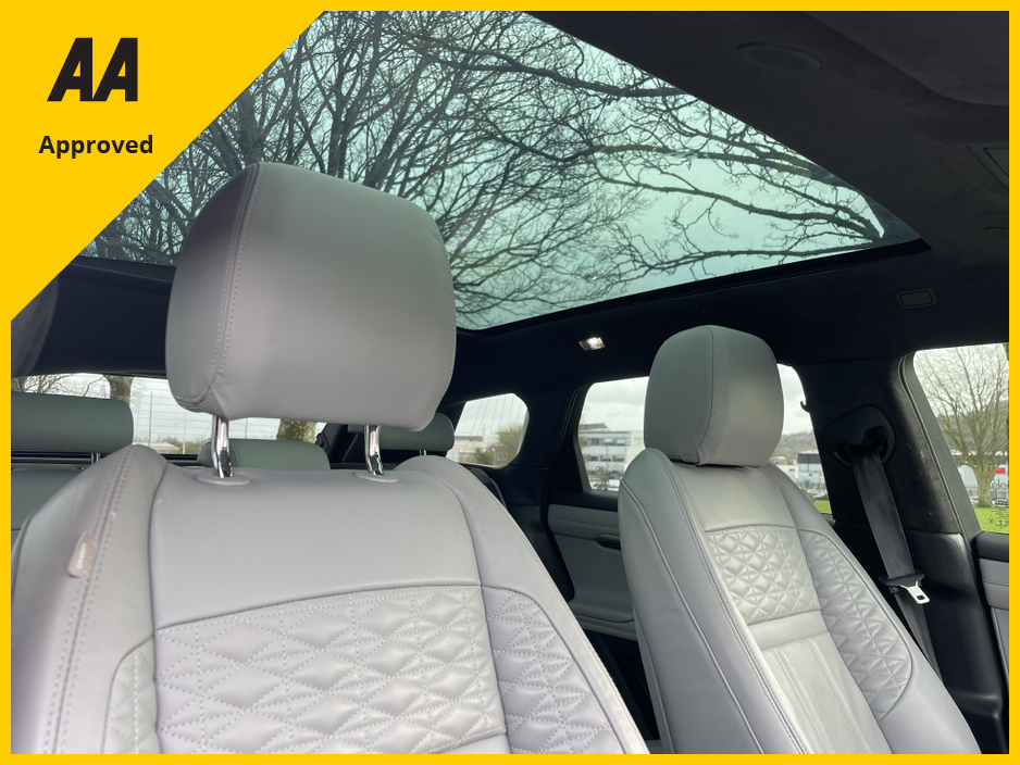 2023 Land Rover Range Rover Evoque - image 9