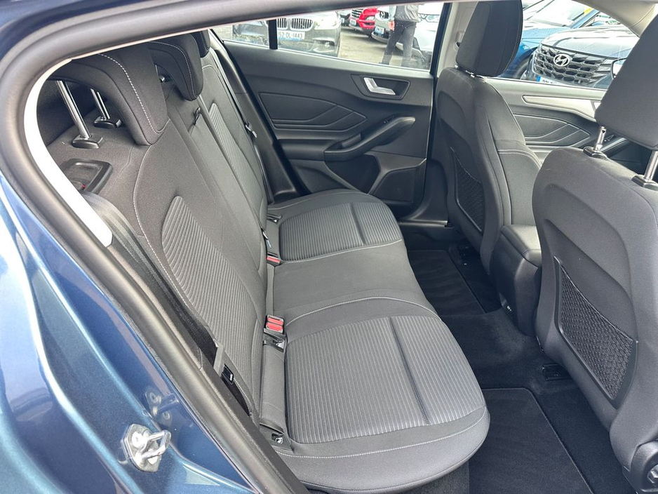 2020 Ford Focus - image 22