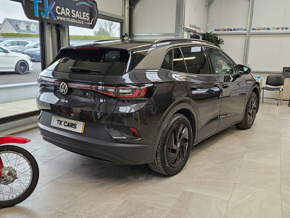 2022 Volkswagen ID.4 - image 3