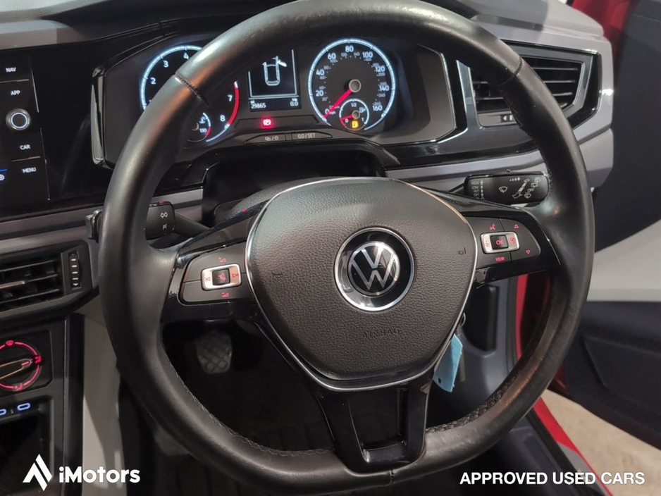 2021 Volkswagen Polo - image 12