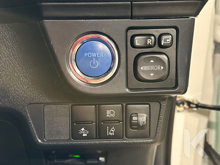 2020 Toyota Corolla - image 17