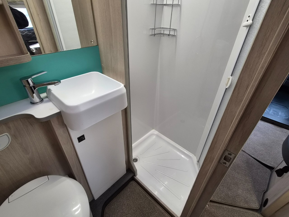 2022 Auto-Trail F-Line - image 43