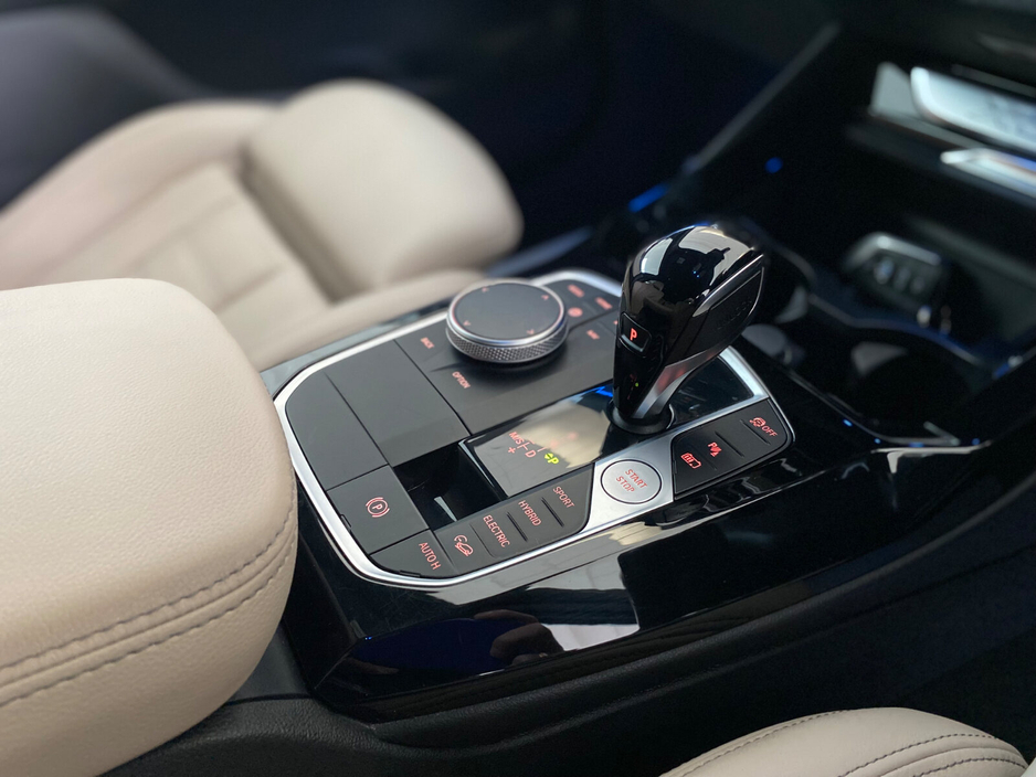 2023 BMW X3 - image 16